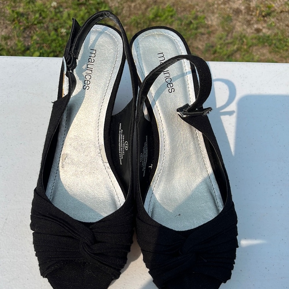 Women’s dress shoes